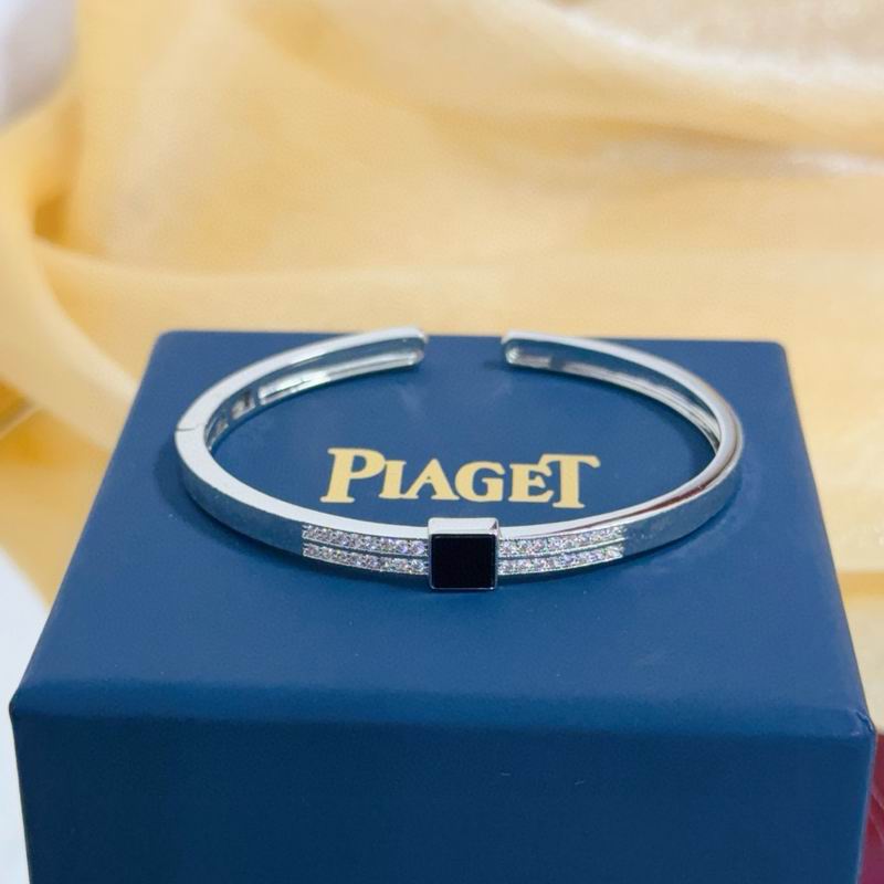 Piaget Bracelet  05yxs35 (6)
