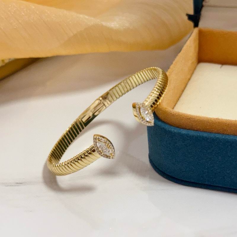 Piaget Bracelet  05yxs36 (3)