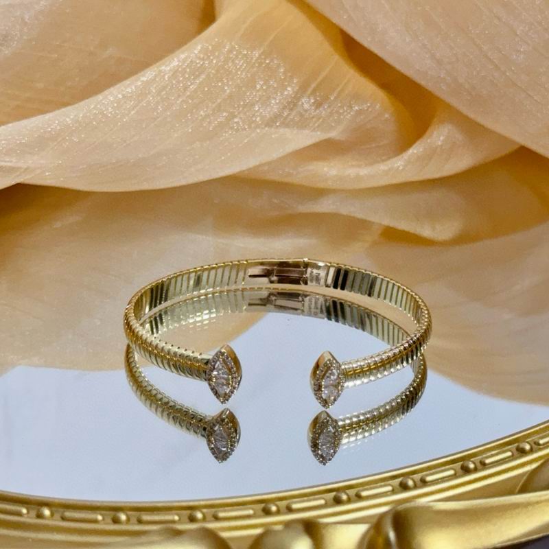 Piaget Bracelet  05yxs36 (8)