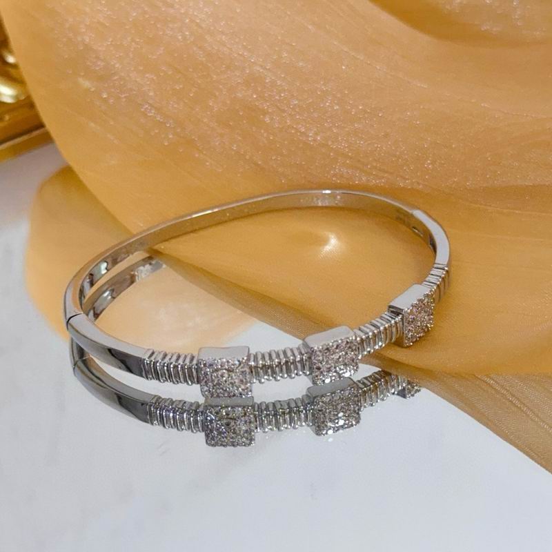 Piaget Bracelet  05yxs37 (4)
