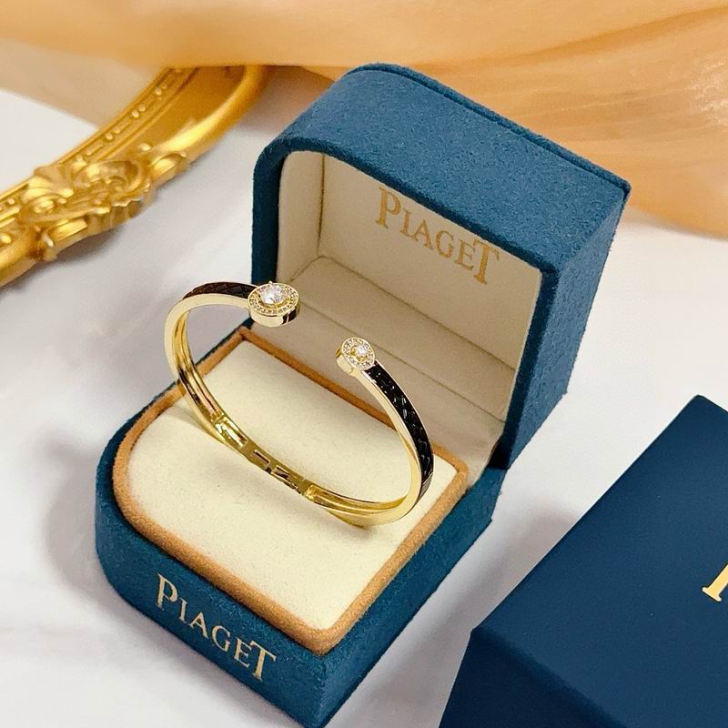 Piaget Bracelet  05yxs40 (2)