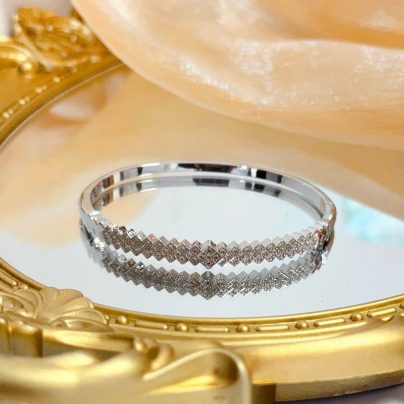 Piaget Bracelet  05yxs44 (6)