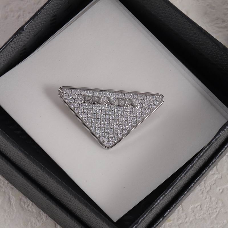 Prada Brooch yxs01 (13)