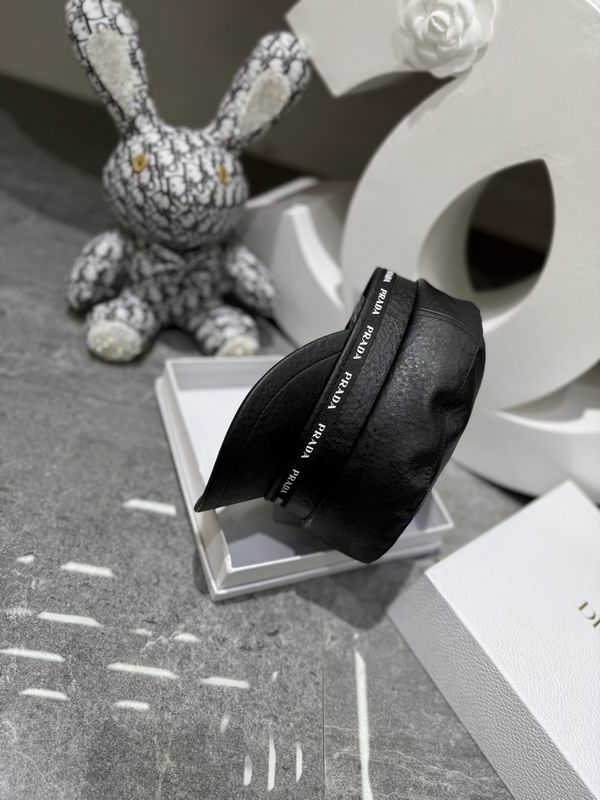 Prada Cap dx (160)