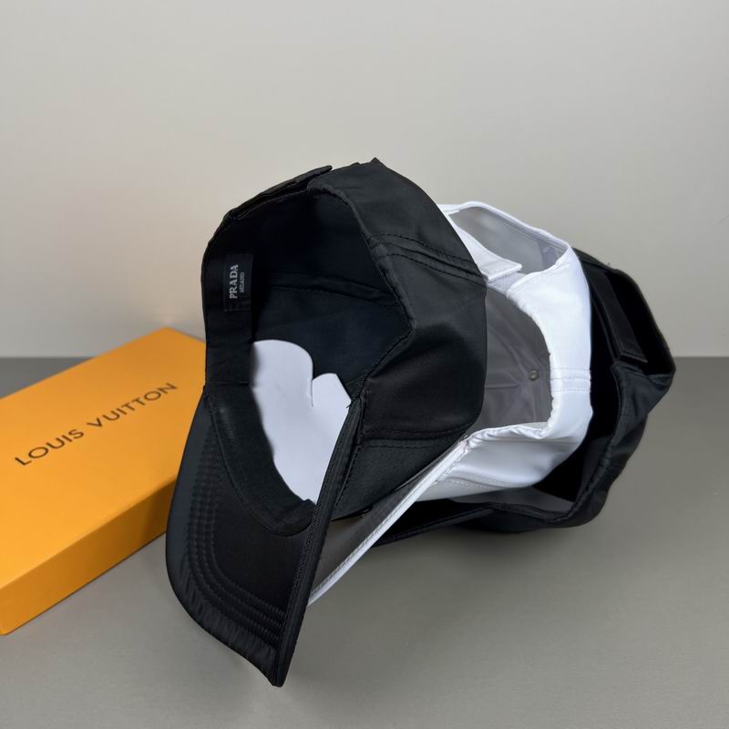 Prada Cap dx (1749)