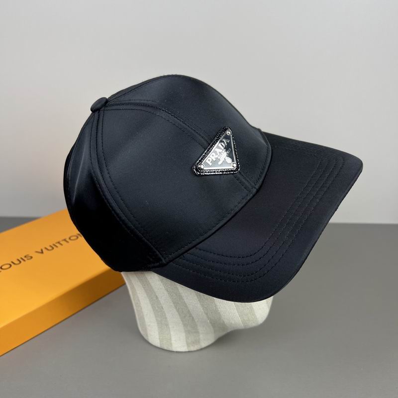 Prada Cap dx (1754)