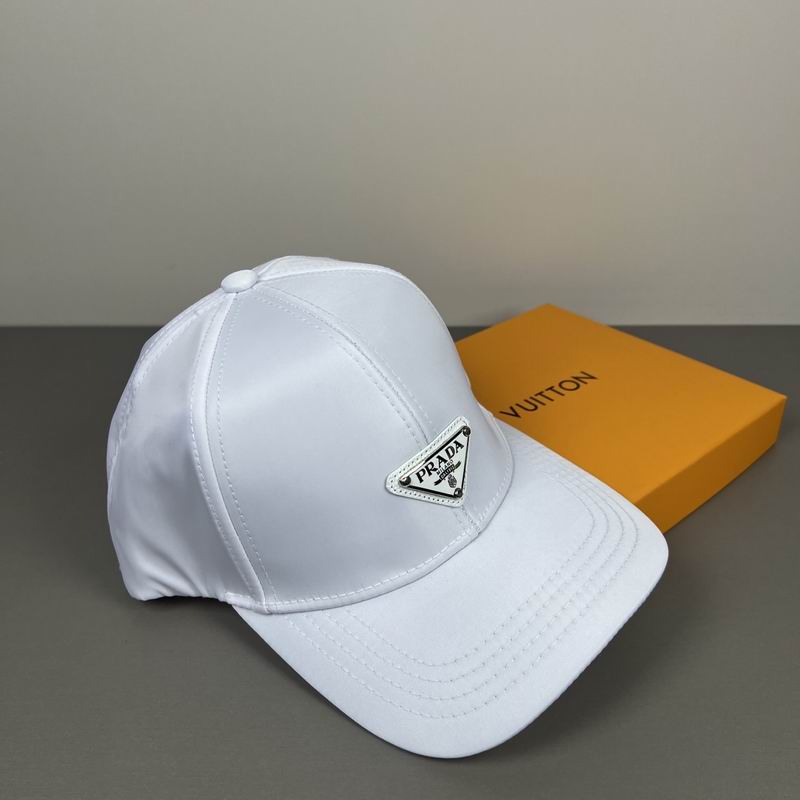 Prada Cap dx (1769)