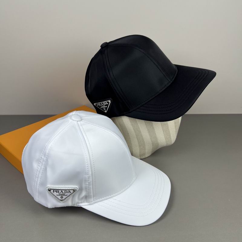 Prada Cap dx (1774)