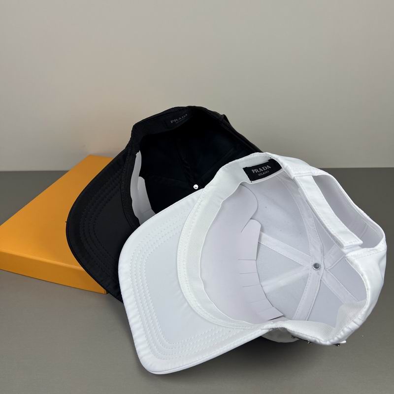 Prada Cap dx (1775)