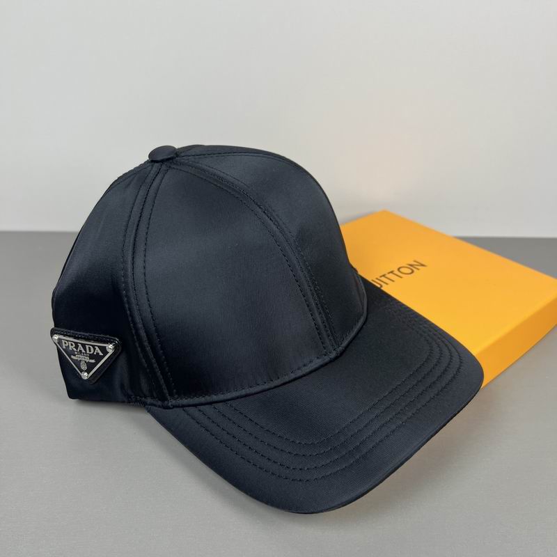 Prada Cap dx (1777)