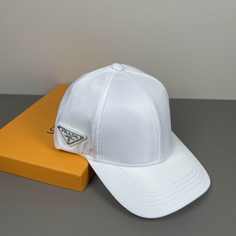 Prada Cap dx (1785)