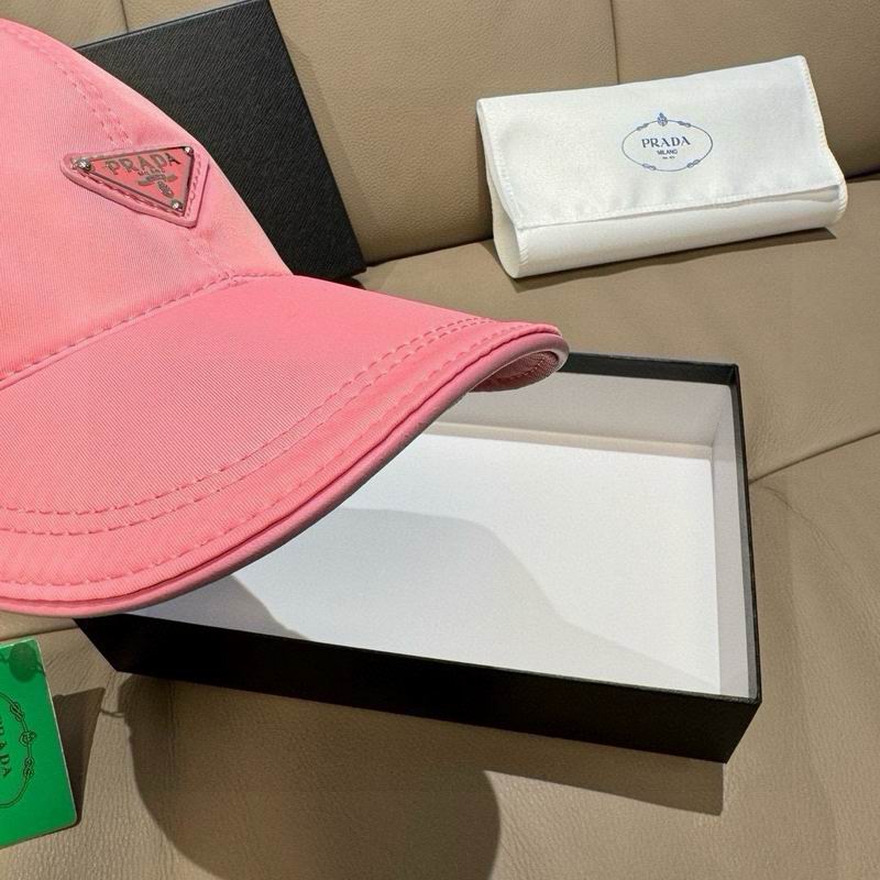 Prada Cap dx (1825)