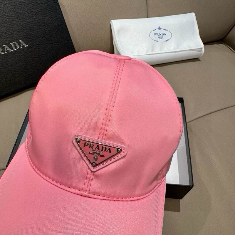 Prada Cap dx (1828)