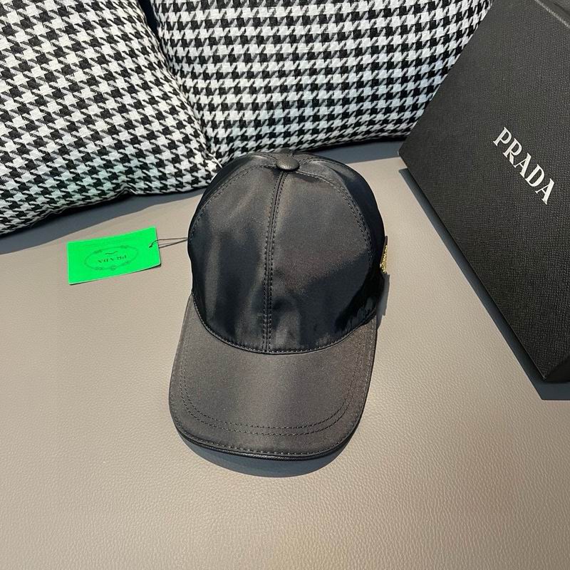 Prada Cap dx (1999)