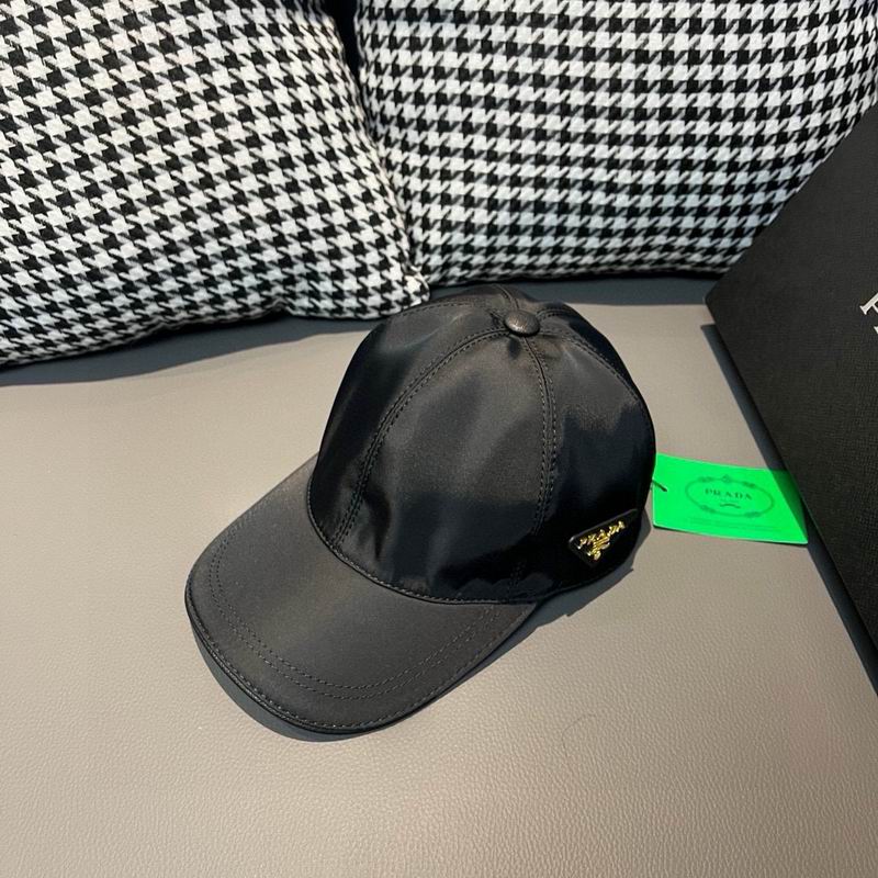 Prada Cap dx (2000)