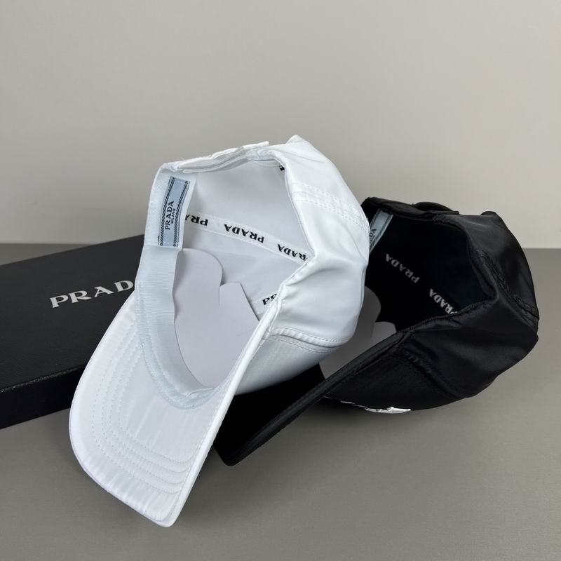 Prada Cap dx (2075)