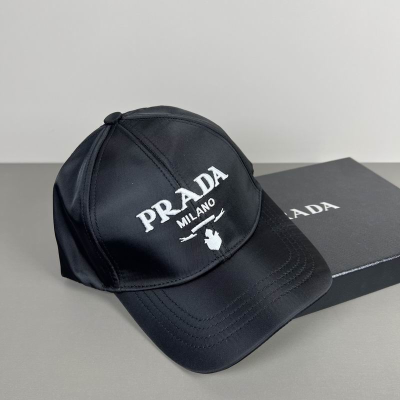Prada Cap dx (2077)