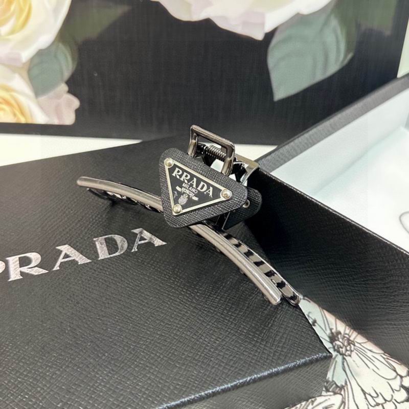Prada Hair Grab Clip hh (90)