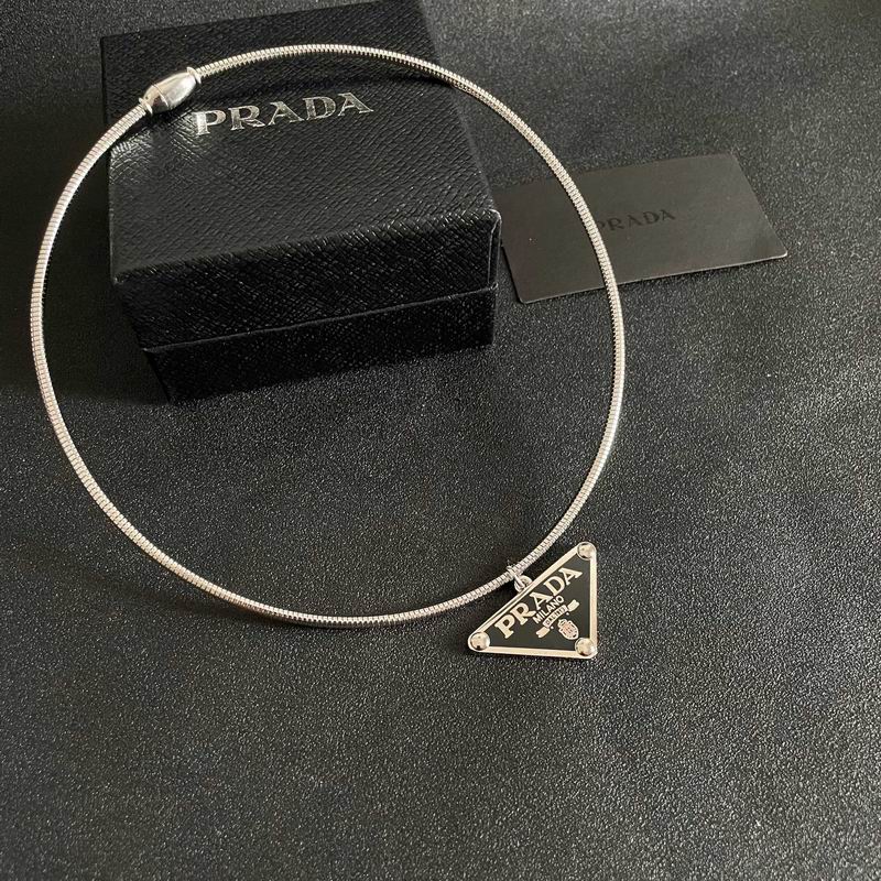 Prada Necklace yxs02 (1)