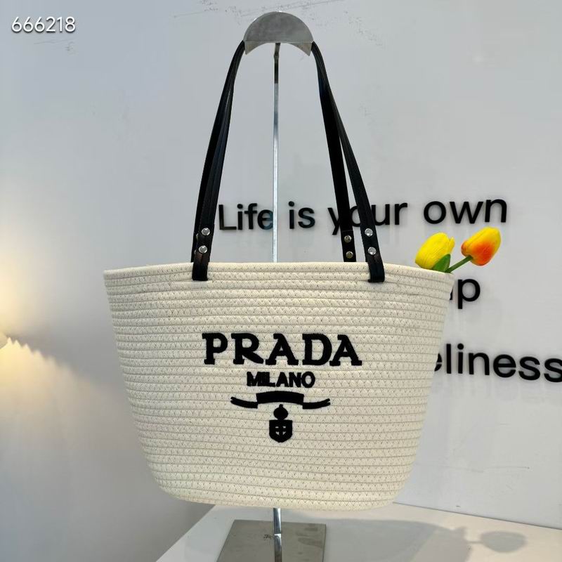 Prada beach bag dx (13)