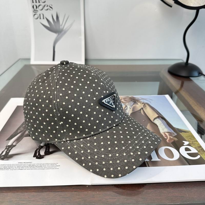 Prada cap (27)