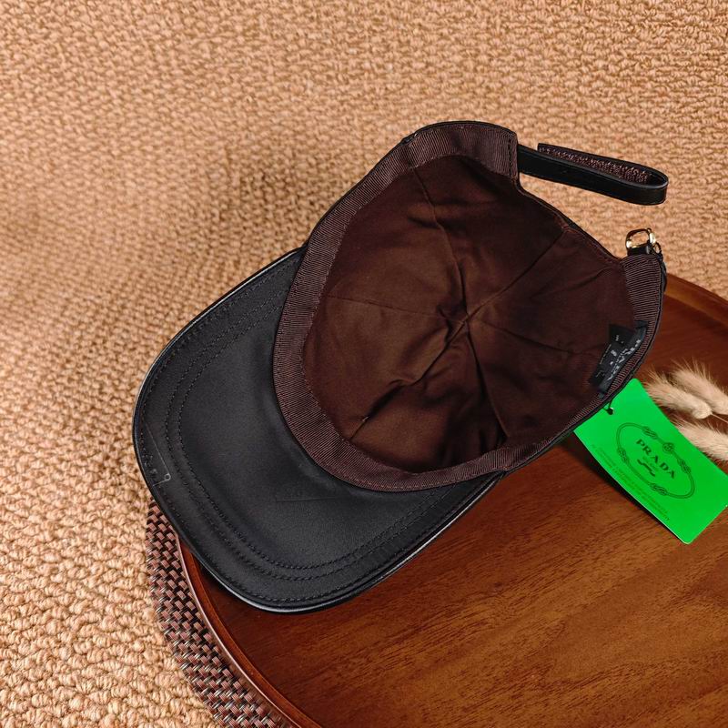 Prada cap dx (494)