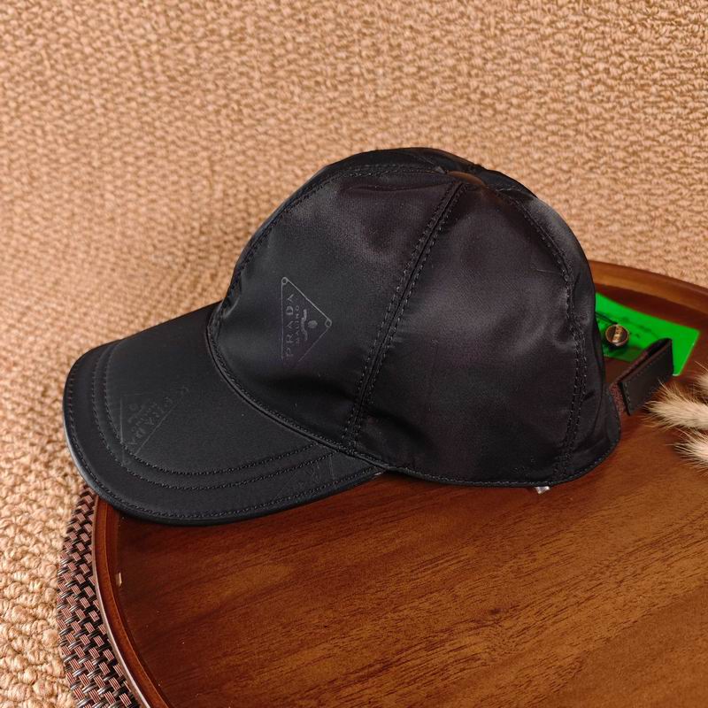 Prada cap dx (499)