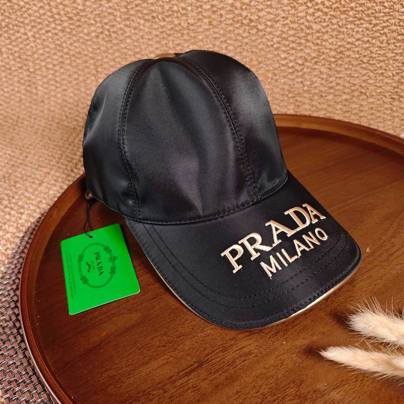 Prada cap dx (900)
