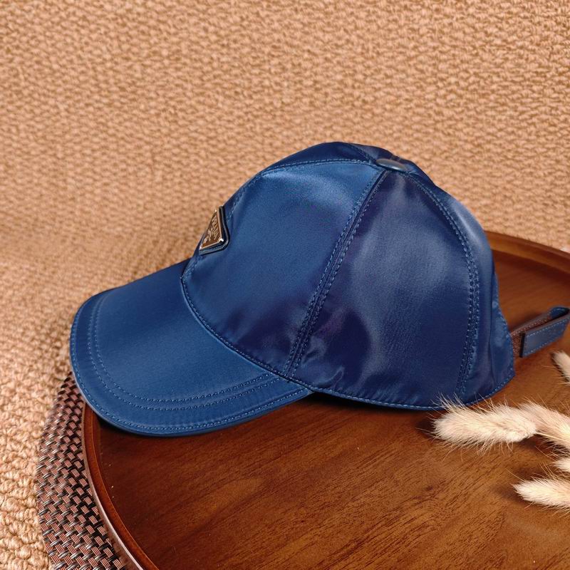 Prada cap dx (911)