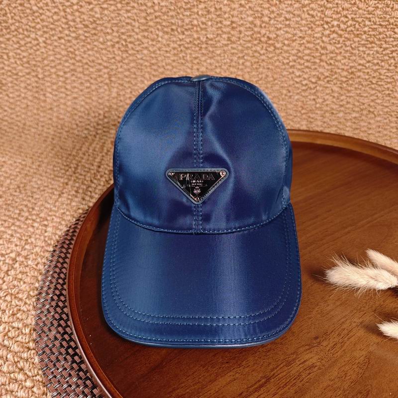 Prada cap dx (913)