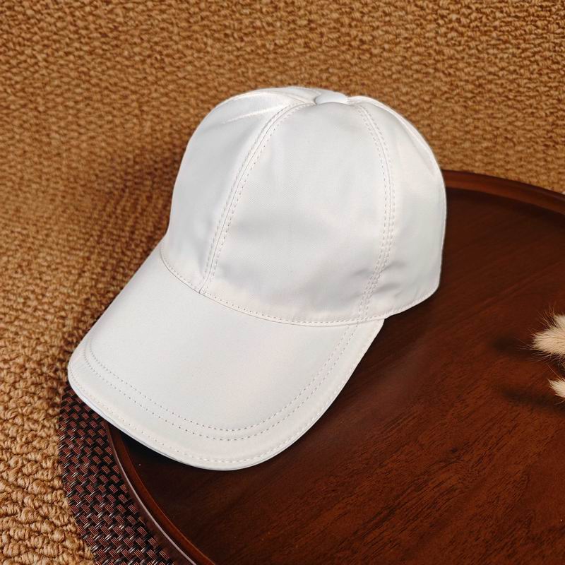 Prada cap dx (928)