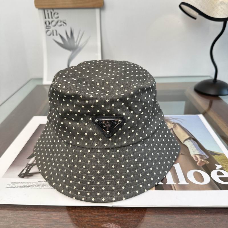 Prada hat (105)