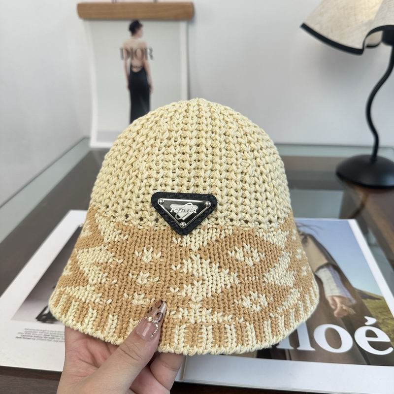 Prada hat (662)