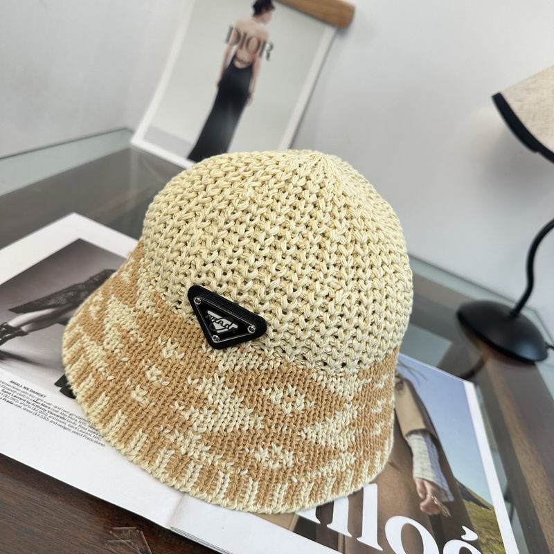Prada hat (663)
