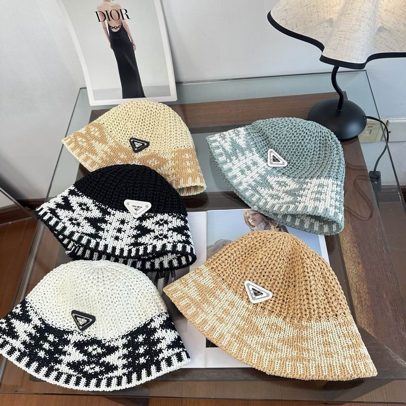 Prada hat (665)