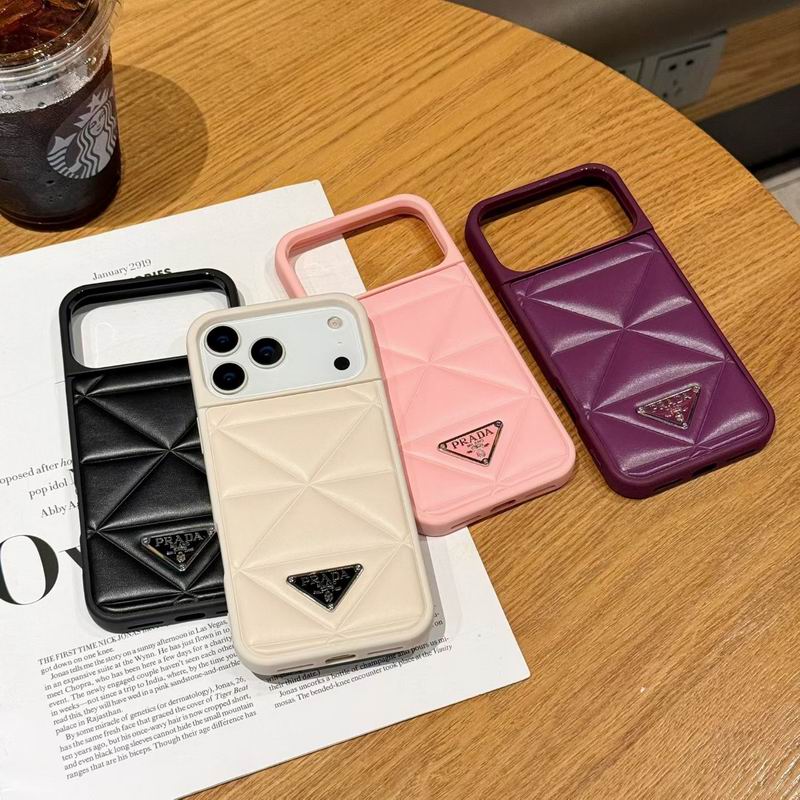 Prada iPhone 13-17pro max 01 (1)