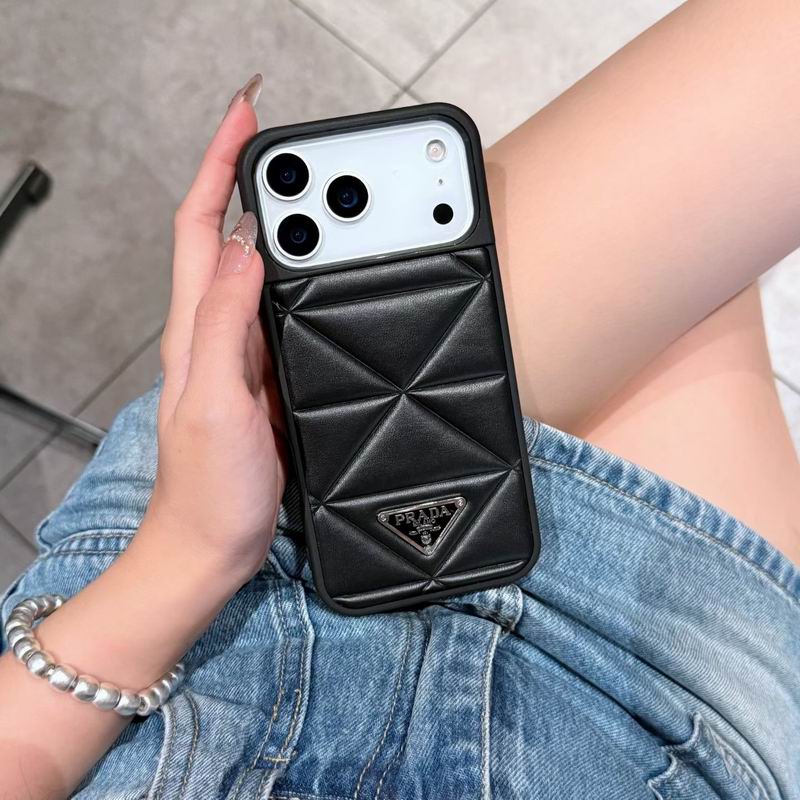 Prada iPhone 13-17pro max 01 (2)