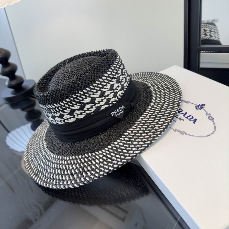 Prada top hat (942)