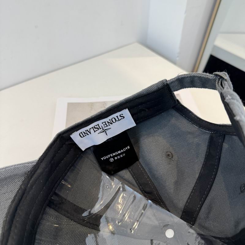 Stone Island cap (432)