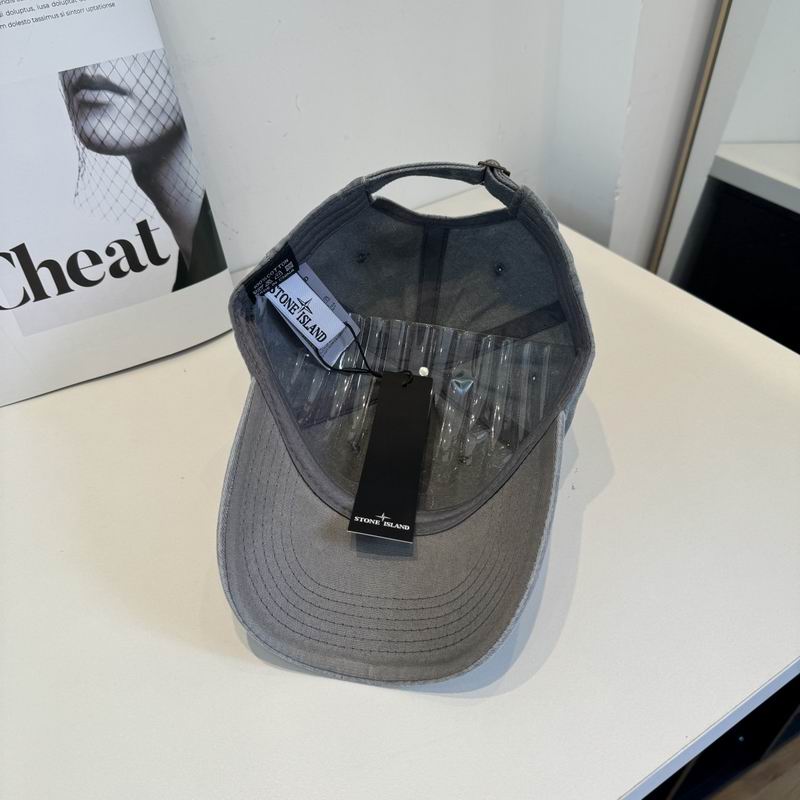 Stone Island cap (494)