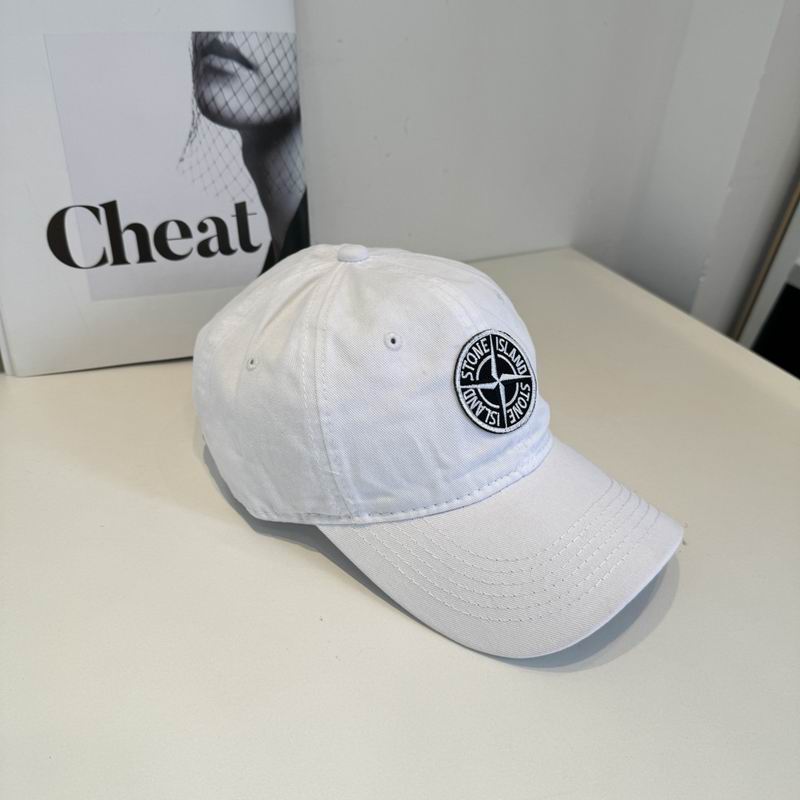 Stone Island cap (526)