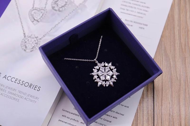 Swarovski Necklace 03yxs31 (2)