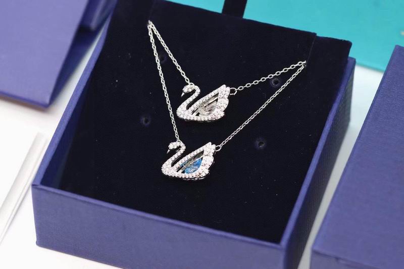 Swarovski Necklace 05yxs38 (1)