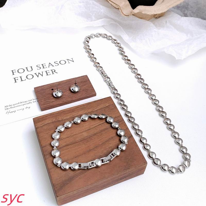 Swarovski Suits 04yxs01 (5)