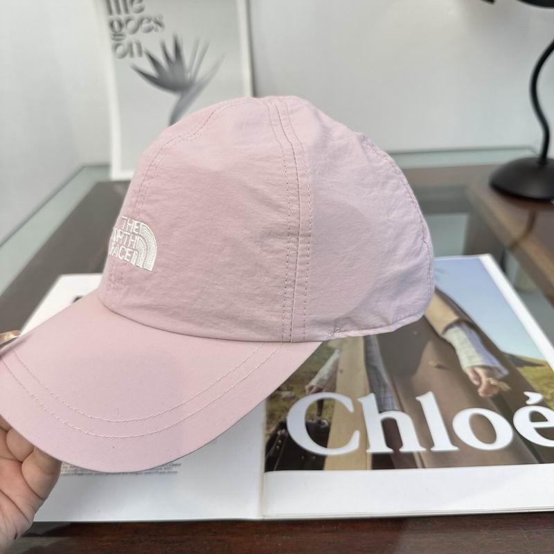 The North Face cap (198)