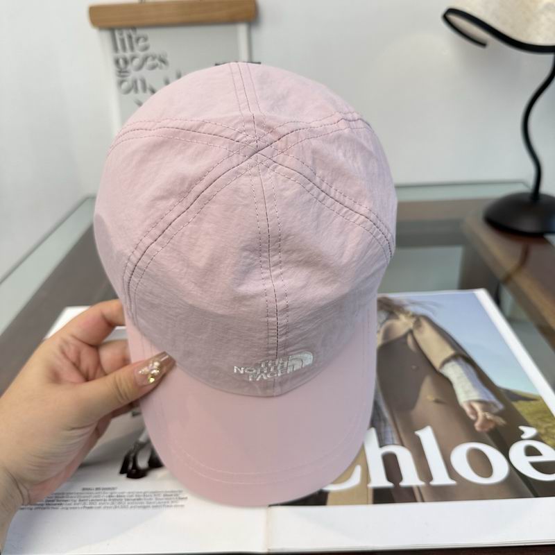 The North Face cap (200)