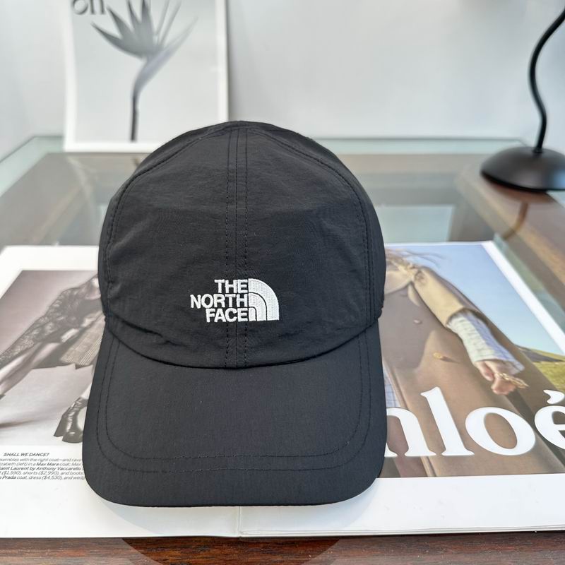 The North Face cap (252)