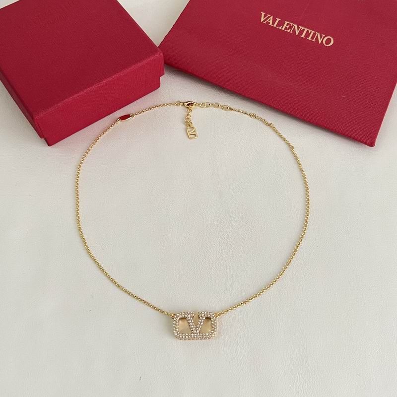 Valentino  Necklace 05yxs08 (2)