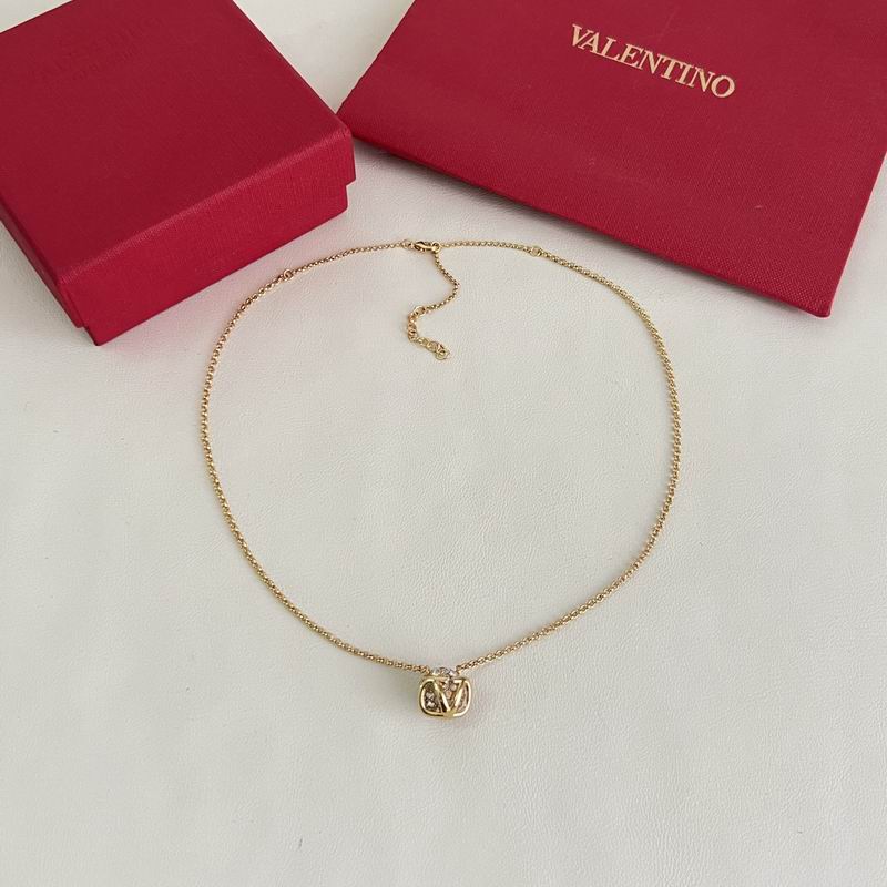 Valentino  Necklace 05yxs09 (2)