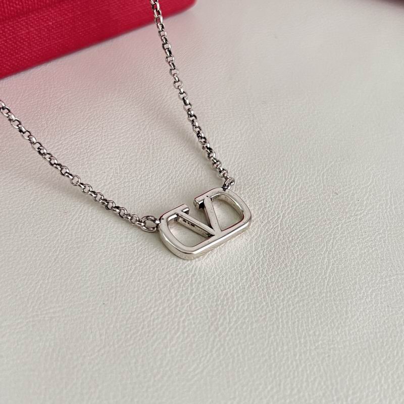 Valentino  Necklace 05yxs11 (6)